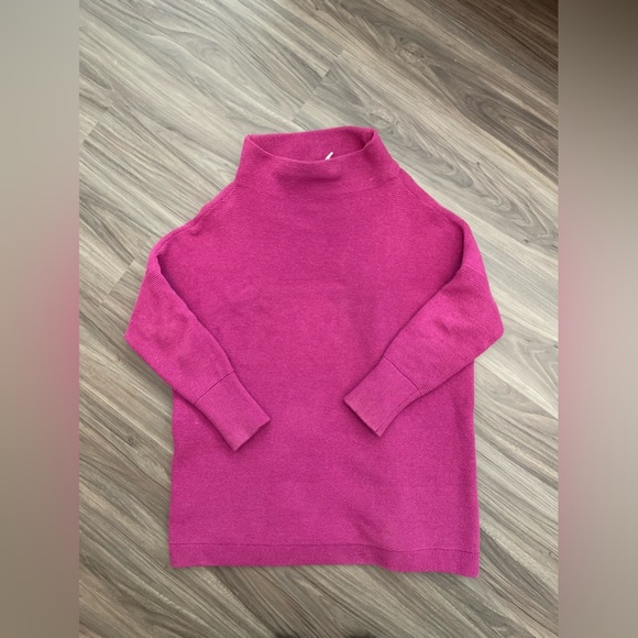 Free People ottoman slouchy ribbed oversized tunic sweater in pink fushia size M - Picture 1 of 8